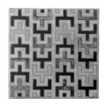 Azulejo De Cerámica tela de barro africana textil con patrones geométr<br><div class="desc">Esta impresión fue hecha por Norman Wyatt,  Jr. al estilo de un trapo de barro africano. Los tejidos de barro se originaron en Mali y son un signo de identidad cultural. Muestra tu amor por la cultura global y los patrones geométricos comprando esta huella!</div>