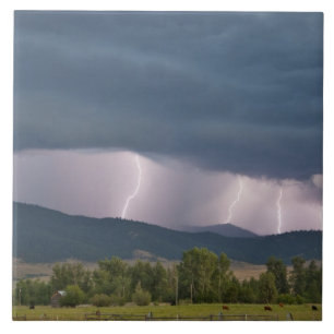 Azulejo De Cerámica Una tormenta de lluvia provocó relámpagos en el 