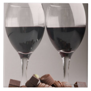 Azulejo De Cerámica vino rojo con los chocolates