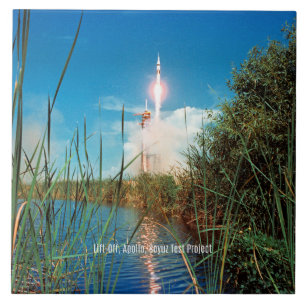 Azulejo Despegue-Apollo, Proyecto de prueba Soyur,