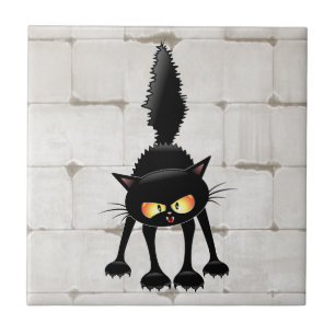 Azulejo Dibujo animado de gato negro divertido y fiero