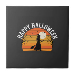 Azulejo Diseño de bruja de atardecer de Halloween feliz_1