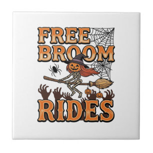 Azulejo Diseño de bruja de Halloween con escoba gratis_1