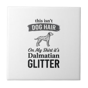 Azulejo Diseño de cita de pelo de perro divertido con bril