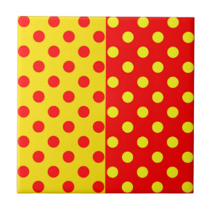 Azulejo Diseño del patrón de puntos de polka amarillo medi