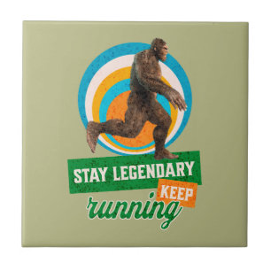 Azulejo Divertida Motivación de Bigfoot Corriendo