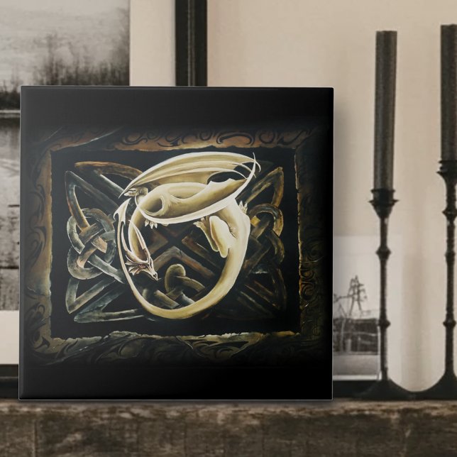 Azulejo Dragón de la crema del trabajo del nudo celta (Subido por el creador)