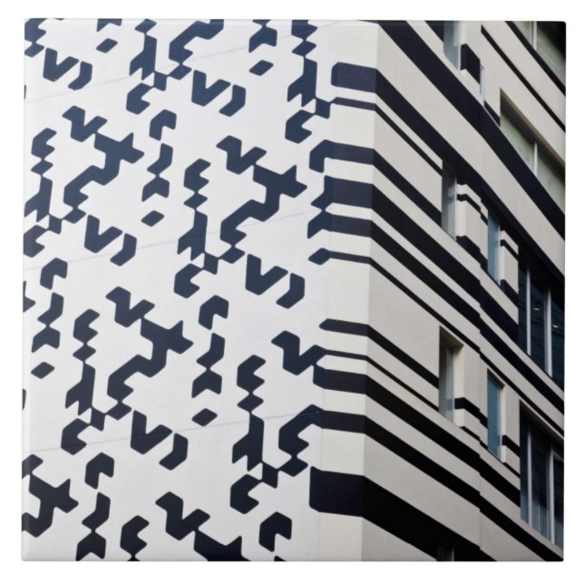 Azulejo Edificio moderno en blanco y negro en Hong Kong (Frente)