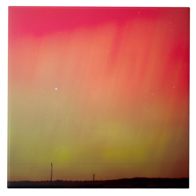 Azulejo EE. UU., Idaho. Aurora borealis, luces del norte a (Frente)