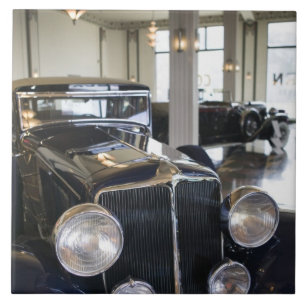 Azulejo EE. UU., Indiana, Auburn: Auburn, Cord, Duesenberg