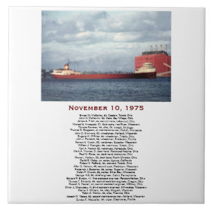Azulejo El Edmund Fitzgerald con nombres de la tripulación