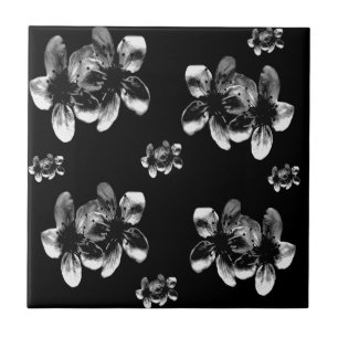 Azulejo Elegancia en contraste: flores blancas sobre negro
