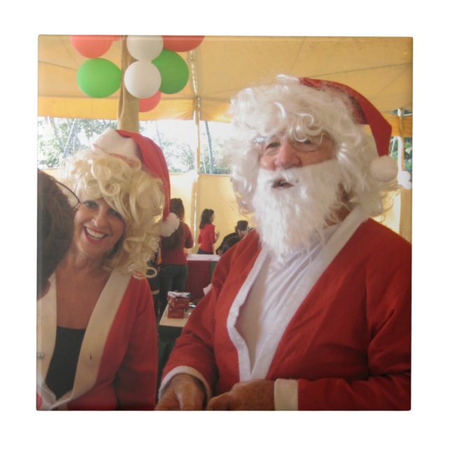 Azulejo Elegante Colección Santa. (Frente)