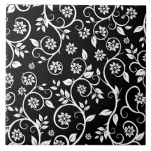 Elegante estampado floral en negro y blanco
