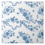 Azulejo Elegantes Rosas azules grabados de época y cintas<br><div class="desc">Elegantes y románticas rosas vintage azules grabadas, flores, viñas, hojas y mariposas con cintas y arcos entrelazados sobre un fondo blanco.</div>