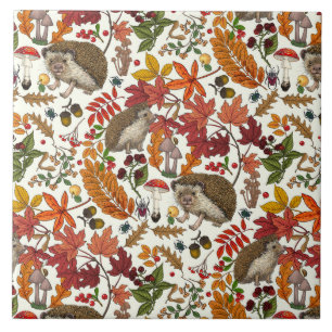 Azulejo Erizo y flora del bosque otoñal sobre marfil
