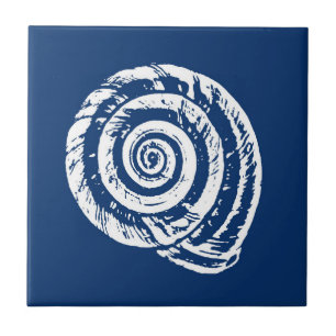 Azulejo Espiral de conchas marinas, azul cobalto y blanco