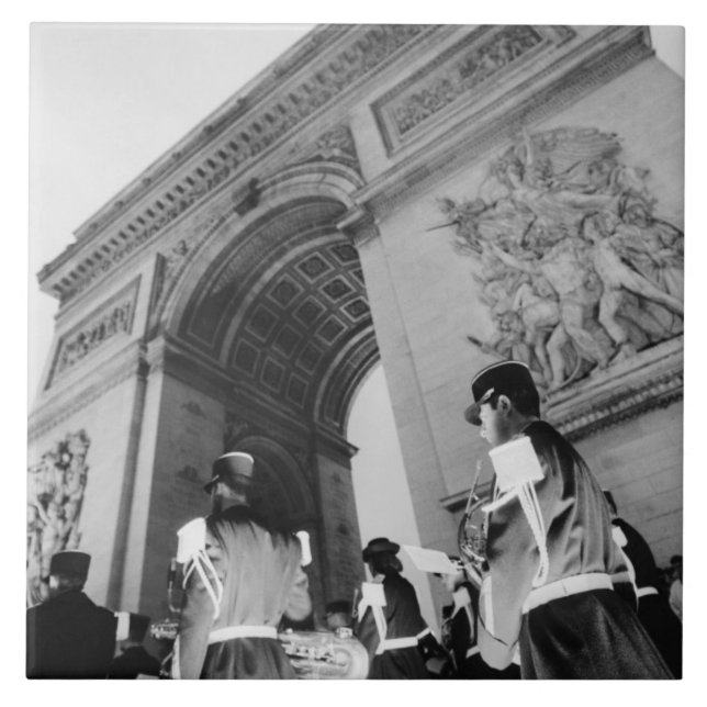 Azulejo Europa, Francia, París. Ceremonia militar (Frente)