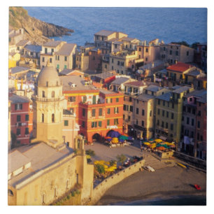 Azulejo Europa, Italia, Cinque Terre. Pueblo de Vernazza