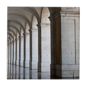 Azulejo Europa, Portugal, Lisboa. Columnas del pórtico