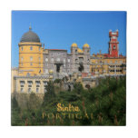 Azulejo Fairytale Sintra Palace foto en Portugal<br><div class="desc">Sintra es una encantadora ciudad cerca de Lisboa, Portugal, famosa por su rico patrimonio histórico y sus hermosos monumentos. Una de las joyas de la corona es el Palacio Nacional de Pena, obra maestra de la arquitectura que atrae a visitantes de todo el mundo. Está situado en lo alto de...</div>