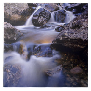 Azulejo Fish Creek Falls cerca de Steamboat Springs Colora