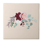 Azulejo Floral acuática de color rosa rosa rosa<br><div class="desc">Con follaje eucalipto,  rosa rosa rosa rosa,  flor de borgoña y follaje sobre fondo beige,  personalizar fácilmente el fondo y reorganización de los elementos usando nuestra "Herramienta de diseño" anidada bajo el botón "Personalizar"</div>