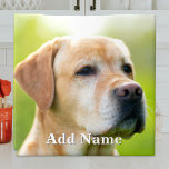 Azulejo Foto personalizado Texto opcional personalizado<br><div class="desc">Sube una foto, personalizar el texto y crea fácilmente tu azulejo cerámico personalizado. Haga clic en EDITAR DISEÑO para cambiar el color del texto. Puede TRANSFERIR este DISEÑO a otros productos de Zazzle y ajustarlo para que se ajuste a la mayoría de los artículos de Zazzle. Gracias por elegir nuestros...</div>