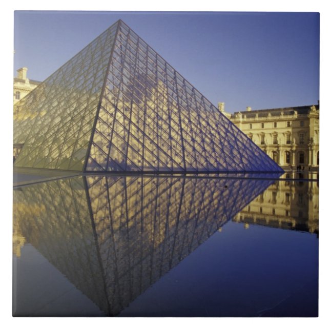 Azulejo FRANCIA, Reflexión de París, Pirámide. El Louvre (Frente)