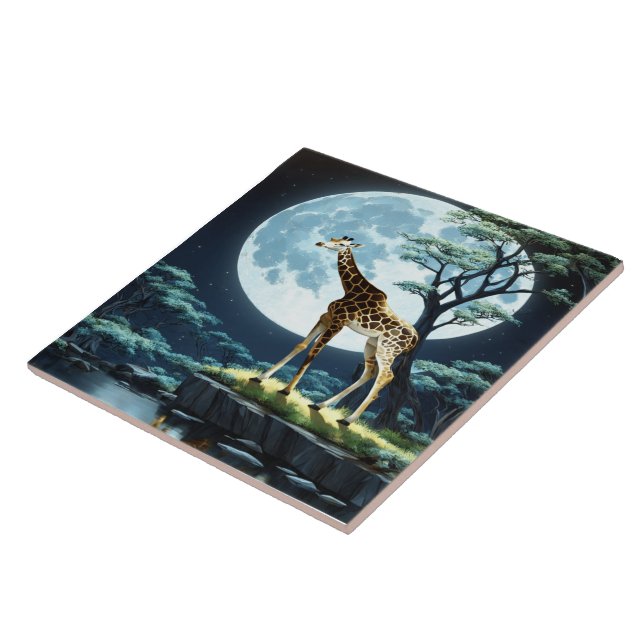 Azulejo Giraffe bajo la luna llena por agua tranquila (Lado)