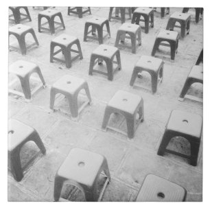 Azulejo Hanoi Vietnam, herramientas plásticas en el templ