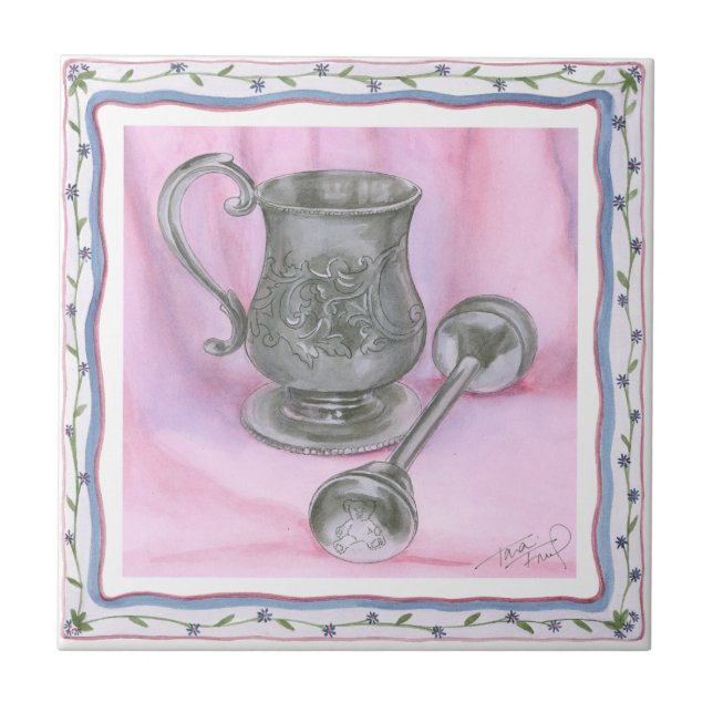 Azulejo Heirloom Cup y Rattle con fondo morado (Frente)