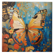 Hermosa floral decorativa de mariposa