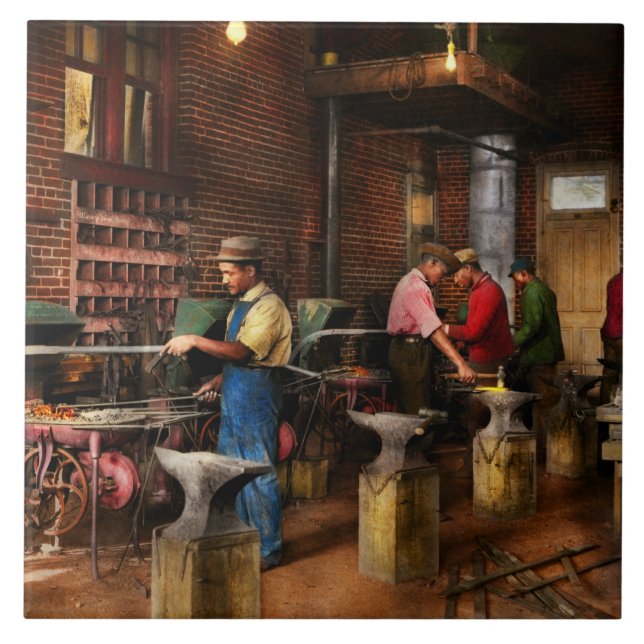 Azulejo Herrero - Escuela de herrería 1899 (Frente)