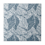 Azulejo Hojas azules y blancas<br><div class="desc">Un patrón de hojas azules y blancas crea este llamativo diseño de azulejos cerámicos. Hermoso para un baño, bañera, ducha y baldosas de contraparte, o cualquier zona (no para uso al aire libre). COINCIDIENDO con los artículos de nuestra tienda.</div>