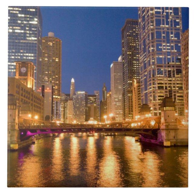 Azulejo Horizonte de Chicago, Illinois, y río Chicago en (Frente)