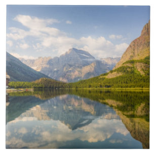 Azulejo Hotel en el lago Swiftcurrent y