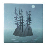 Azulejo Isla en el arte oceánico<br><div class="desc">Una isla alejada en medio del océano, con pinos. La luna brilla en esta escena pacífica, ¡y el adentramiento llama la atención! Pintura marinera original de Nic Squirrell.</div>