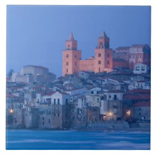 Azulejo Italia, Sicilia, Cefalù, Vista con Duomo desde