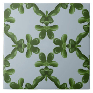 Azulejo Jade Lattice in Clear Water