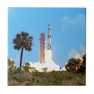 Azulejo Lanzamiento del cohete Saturn V de la NASA Apolo 1