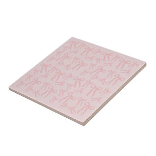 Azulejo Lazos de cinta rosa boho sobre fondo rosa suave