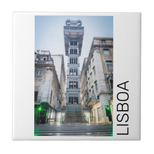 Azulejo Lisboa en Portugal con recuerdo de ascensor retro