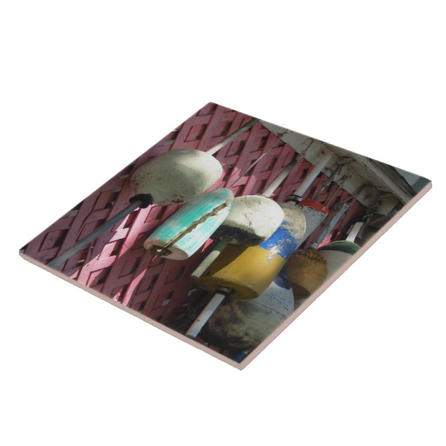 Azulejo Lobster Buoys on Pink Lattice - Martha's Vineyard (Lado)