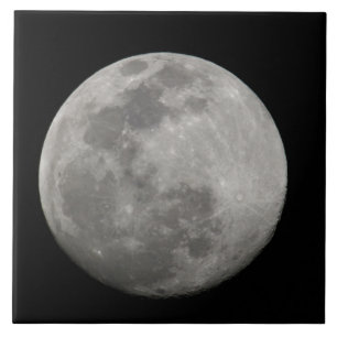 Azulejo Luna llena en blanco y negro. Créditos: Arthur