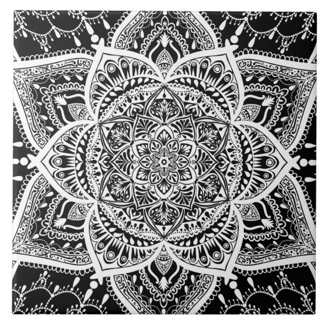 Azulejo Mandala en blanco y negro - Loergann en raven (Frente)