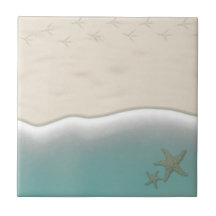 Mar de arena y mosaico de cerámica y pez estrella