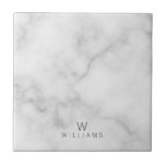 Azulejo Mármol blanco con monograma y nombre personalizado<br><div class="desc">Añada un toque de estilo único a su decoración casera con este mármol blanco con monograma personalizado y azulejos cerámicos de nombre con monograma y nombre en gris moderno sin estilo fuente sobre fondo de mármol blanco. Perfecto como regalo de la casa, regalo de boda, regalo de vacaciones, regalo de...</div>