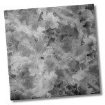 Azulejo Mármol simple negro<br><div class="desc">Elegante y de moda Modesto acuarela Mármol Negro baldosa cerámica. Una acuarela en blanco y negro te permite disfrutar de un cuarto de baño, una pared de cocina o una raya de acento. No de arriba, pero un poco algo especial y divertido. La parte divertida de este diseño es que...</div>