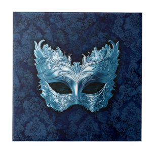 Azulejo Máscara veneciana azul sobre fondo de damasco azul